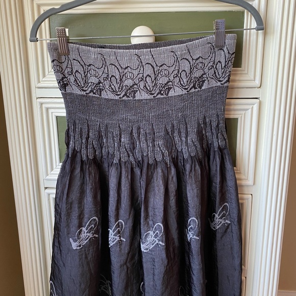 Lapis Black and White Boho Dress - Picture 2 of 3